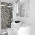 Adan Con Piscina Majestuosa