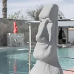 Adán Con Piscina Majestuosa Casa rural