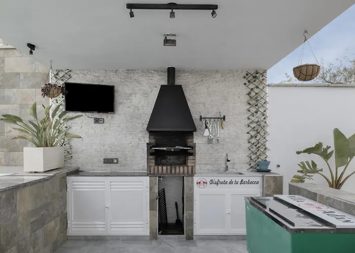 Adan Con Piscina Majestuosa Gospodarstwo wiejskie Kadyks