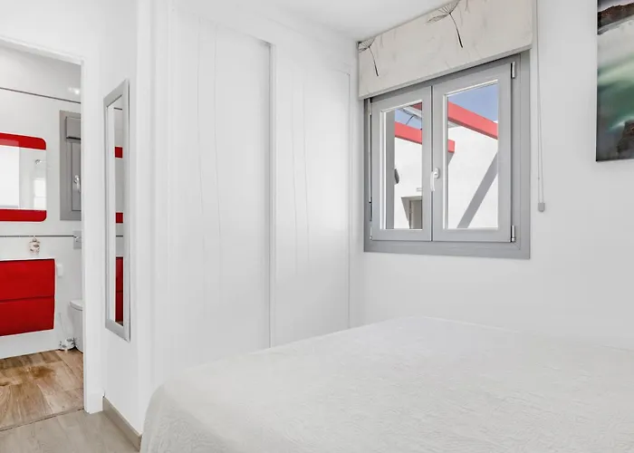 Adan Con Piscina Majestuosa Gospodarstwo wiejskie